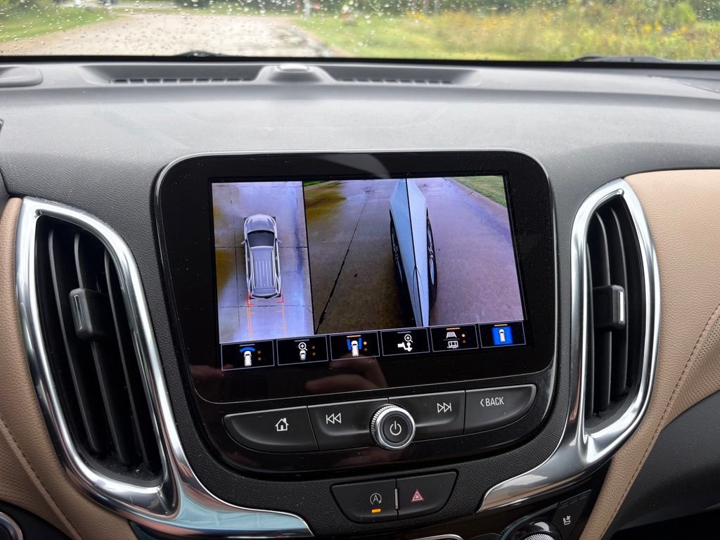 Used 2024 Chevrolet Equinox Premier FWD image 30