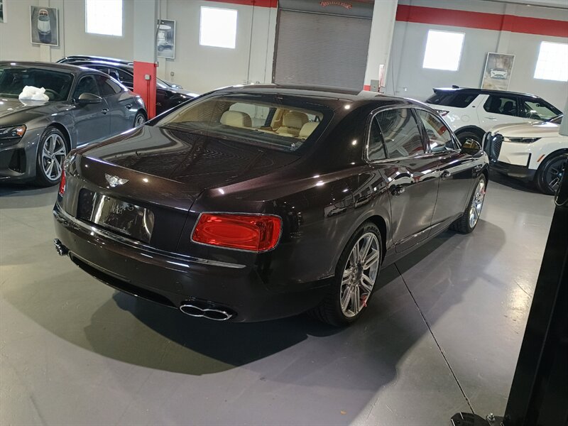 Used 2016 Bentley Flying Spur V8 AWD/4WD image 7