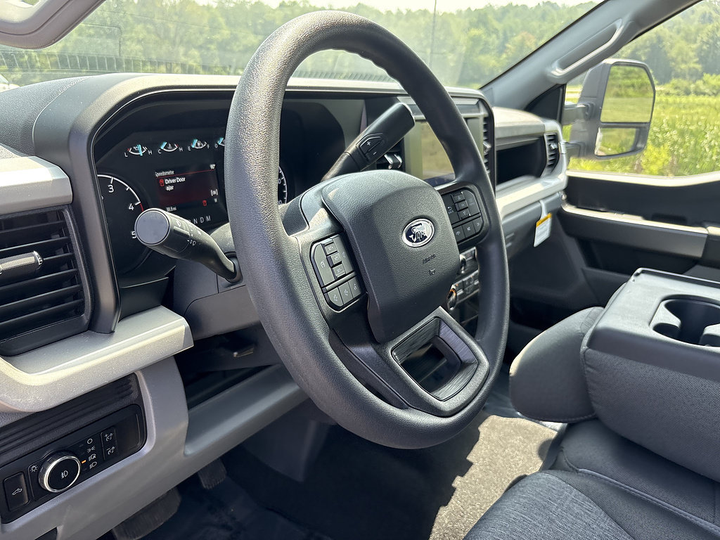 New 2026 Ford F250 XL w/ STX Appearance Package AWD/4WD image 29