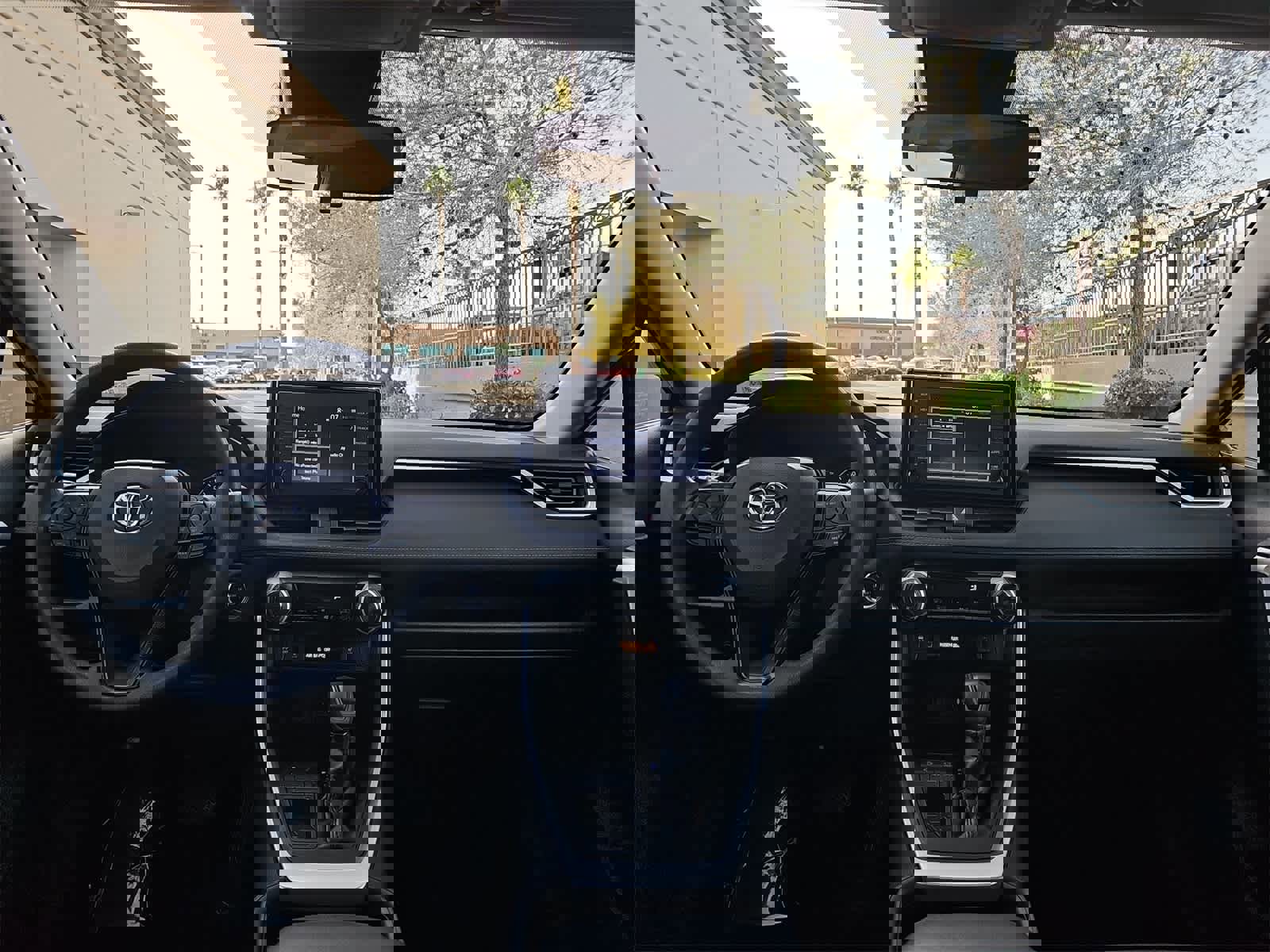 Used 2019 Toyota RAV4 XLE image 14