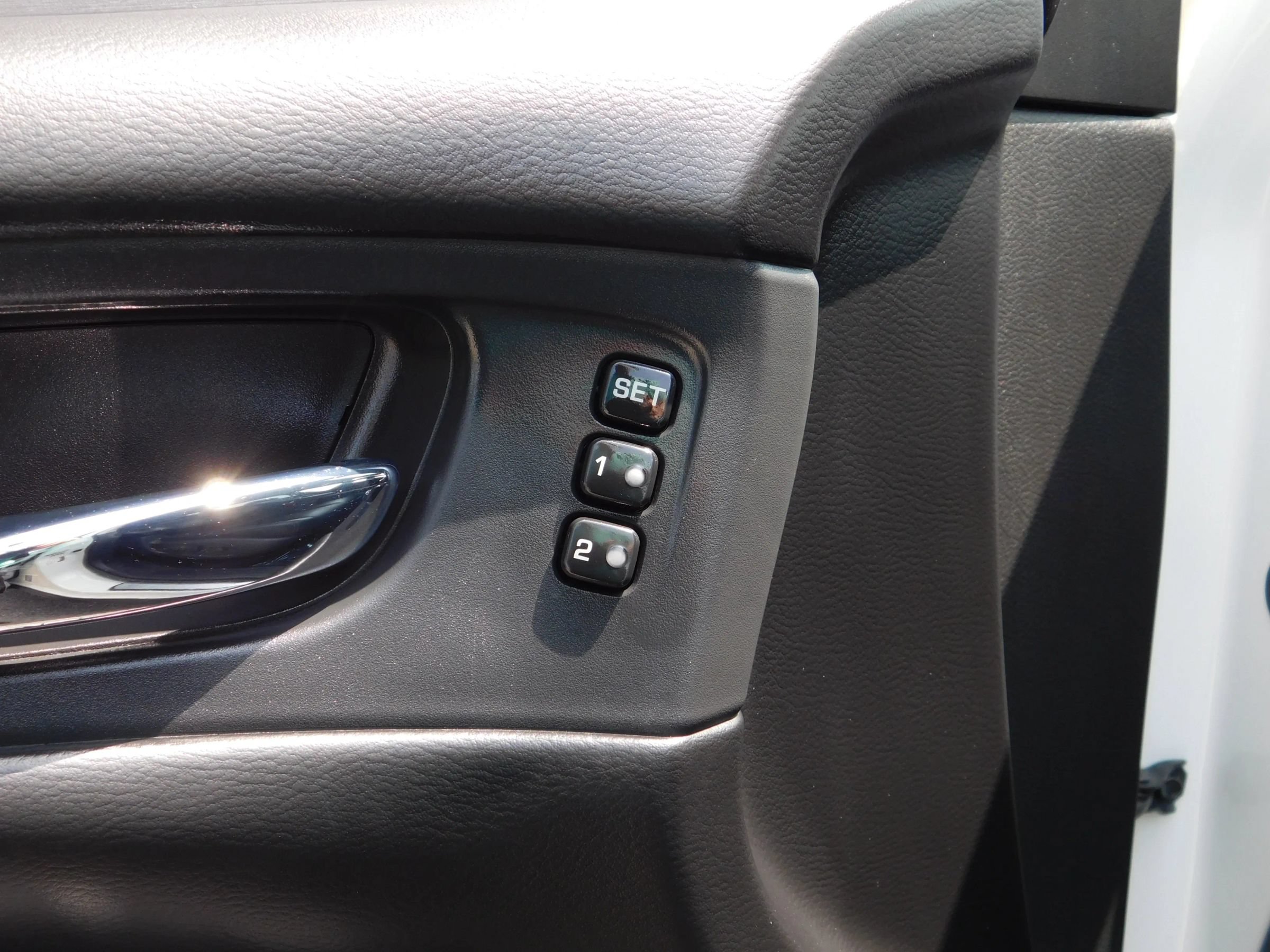 Used 2023 Nissan Murano SL FWD image 17