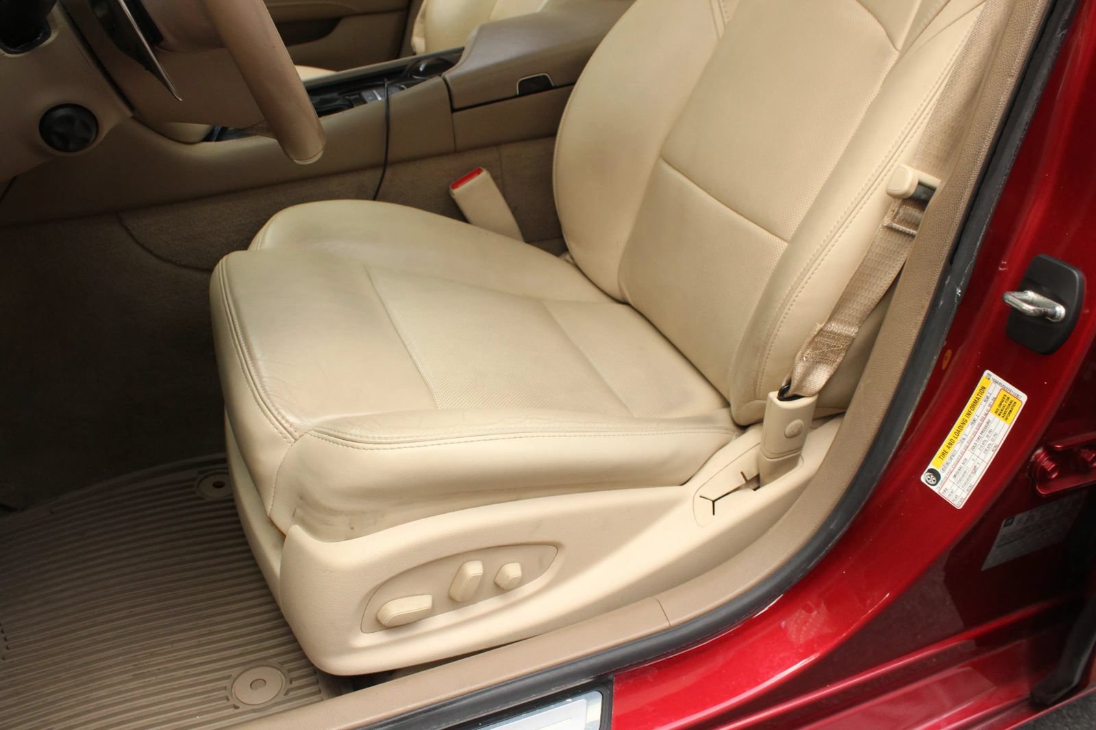 Used 2015 Cadillac CTS Luxury RWD image 17