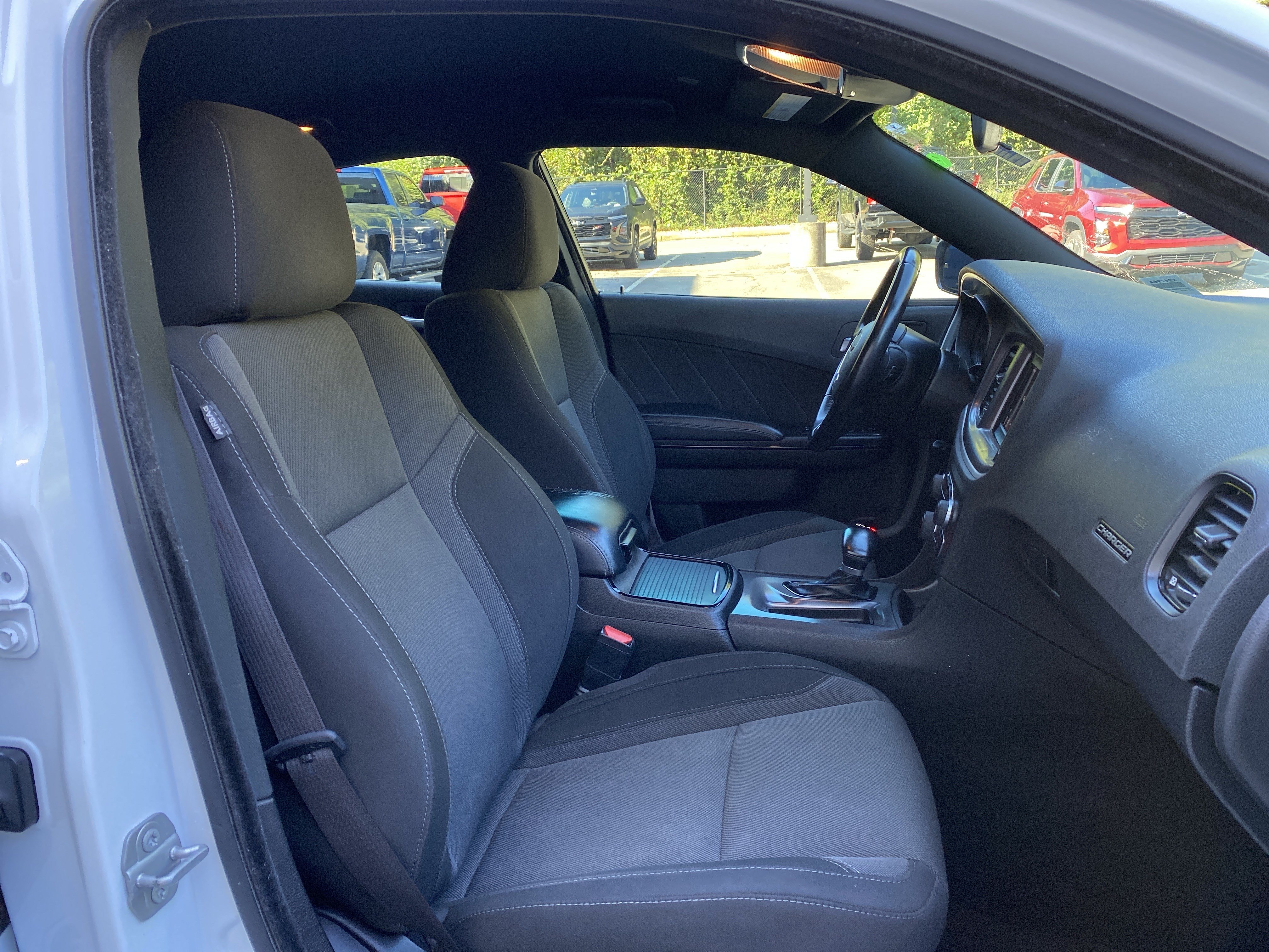 Used 2022 Dodge Charger SXT w/ Blacktop Package RWD image 33