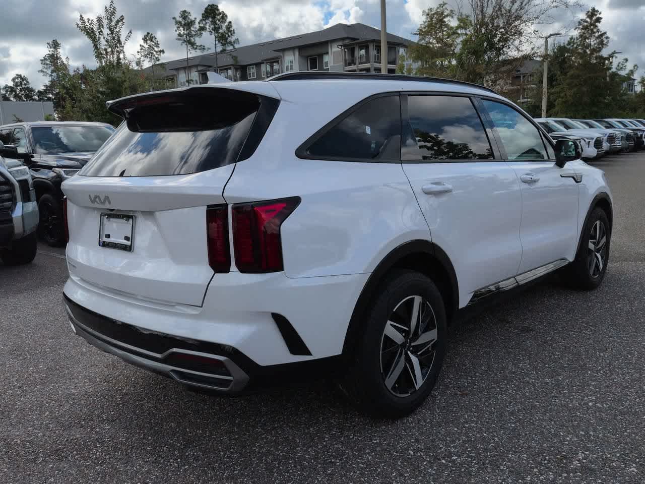 Used 2023 Kia Sorento S w/ Panoramic Sunroof Package FWD image 6