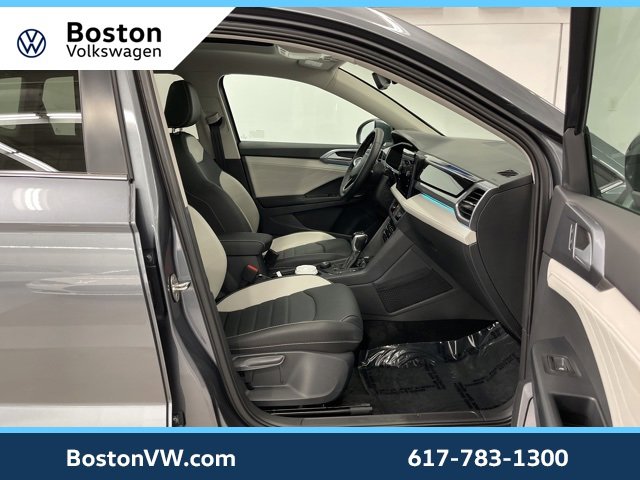 Used 2025 Volkswagen Taos SEL w/ Black Wheel Plus Package image 14