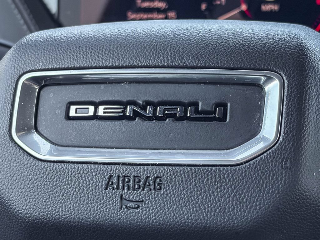 Used 2025 GMC Yukon Denali w/ Sun & Power Step Package AWD/4WD image 24