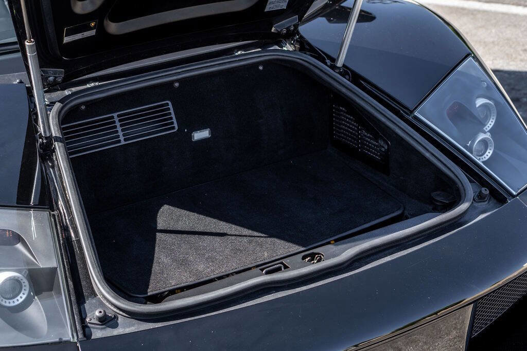 Used 2006 Lamborghini Murcielago Roadster image 48