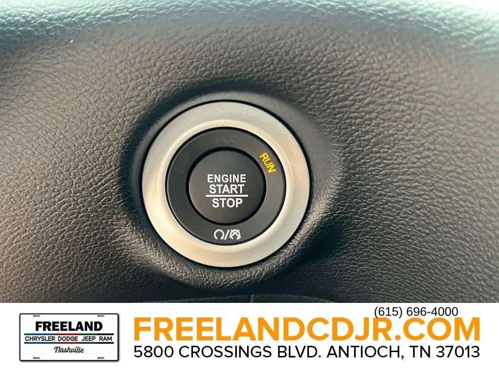 New 2026 Chrysler Voyager LX image 15