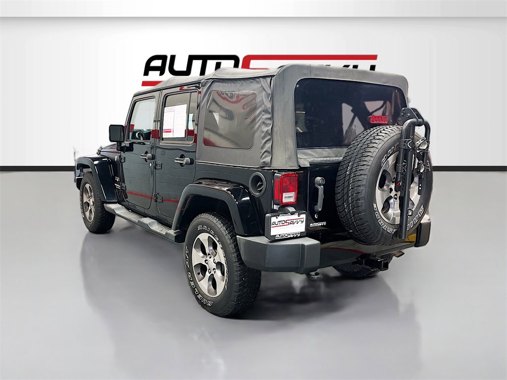 Used 2016 Jeep Wrangler Unlimited Sahara w/ Connectivity Group image 5