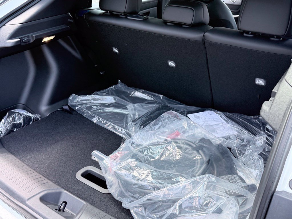 New 2026 Nissan Leaf SV+ w/ Floor Mat Package (SV+) FWD image 22