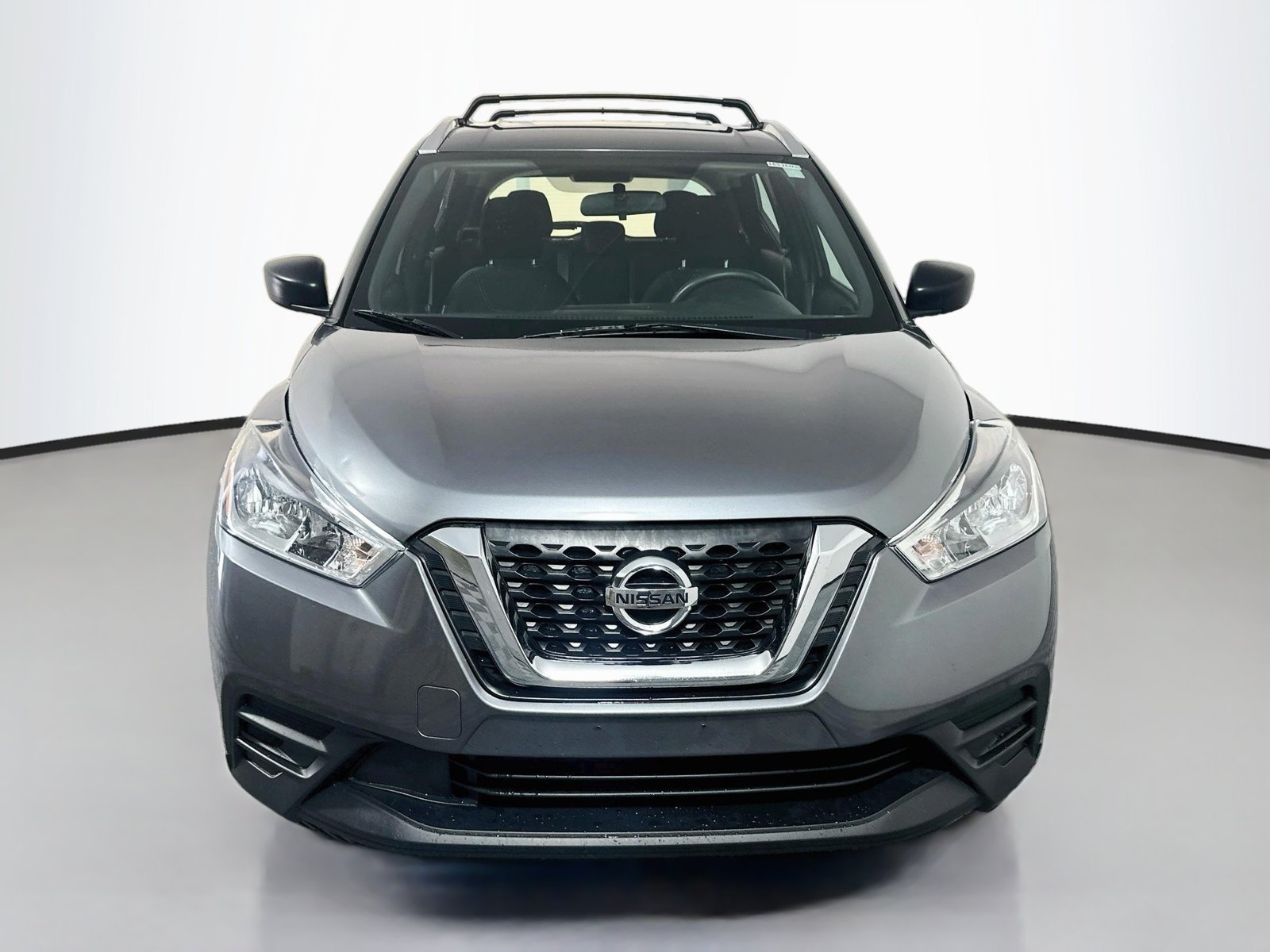 Used 2019 Nissan Kicks S FWD image 2