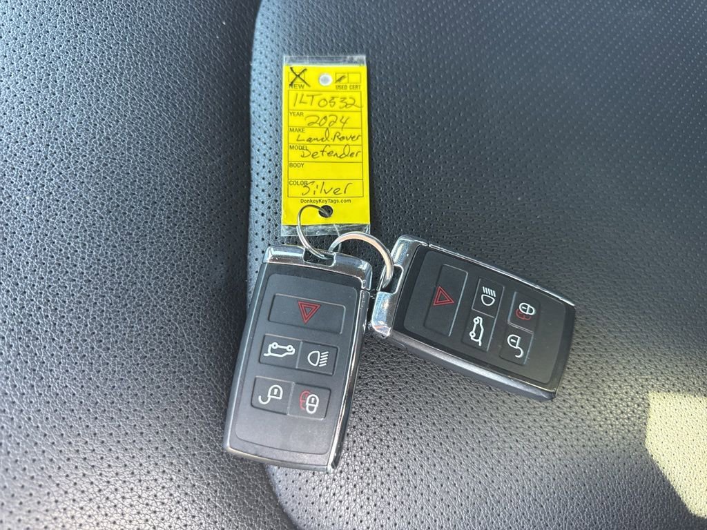 Used 2024 Land Rover Defender 110 S AWD/4WD image 35