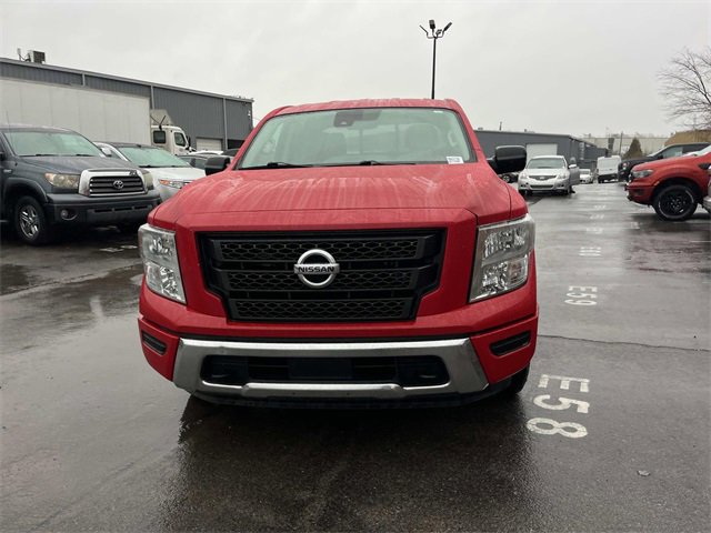 Used 2022 Nissan Titan SV w/ Accessory Utility Package image 8