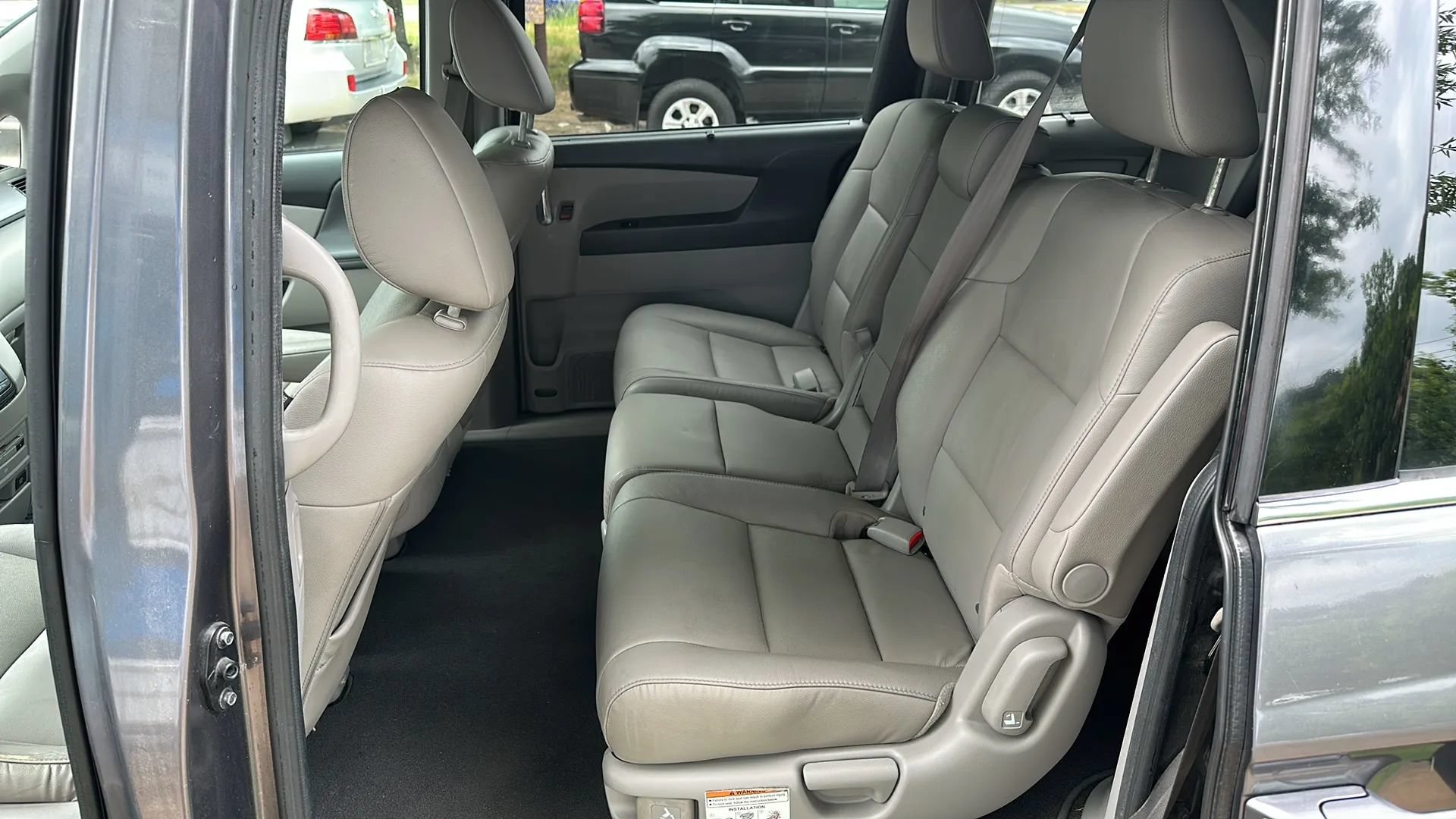 Used 2015 Honda Odyssey Touring image 16