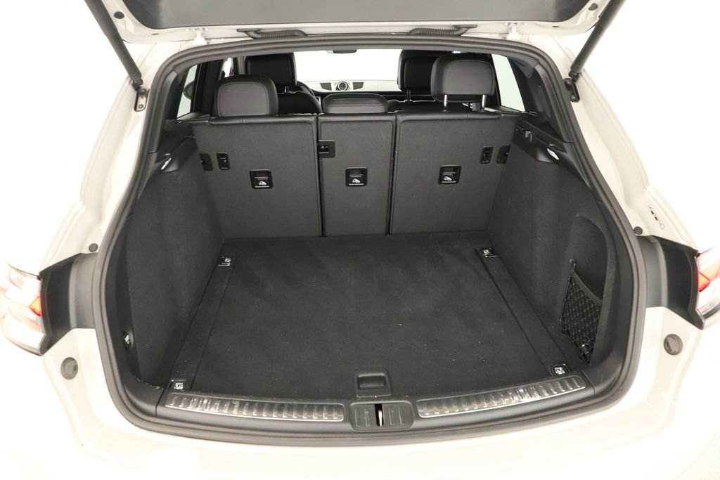 Used 2019 Porsche Macan S AWD/4WD image 34