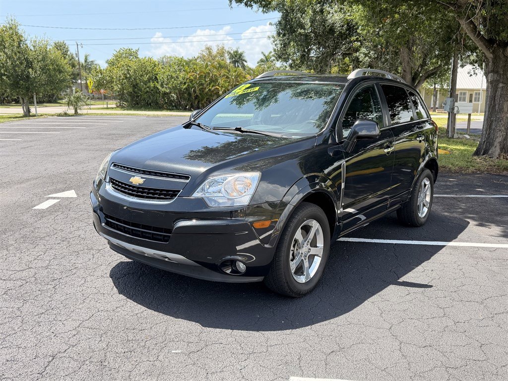 Used 2013 Chevrolet Captiva Sport LT FWD image 1