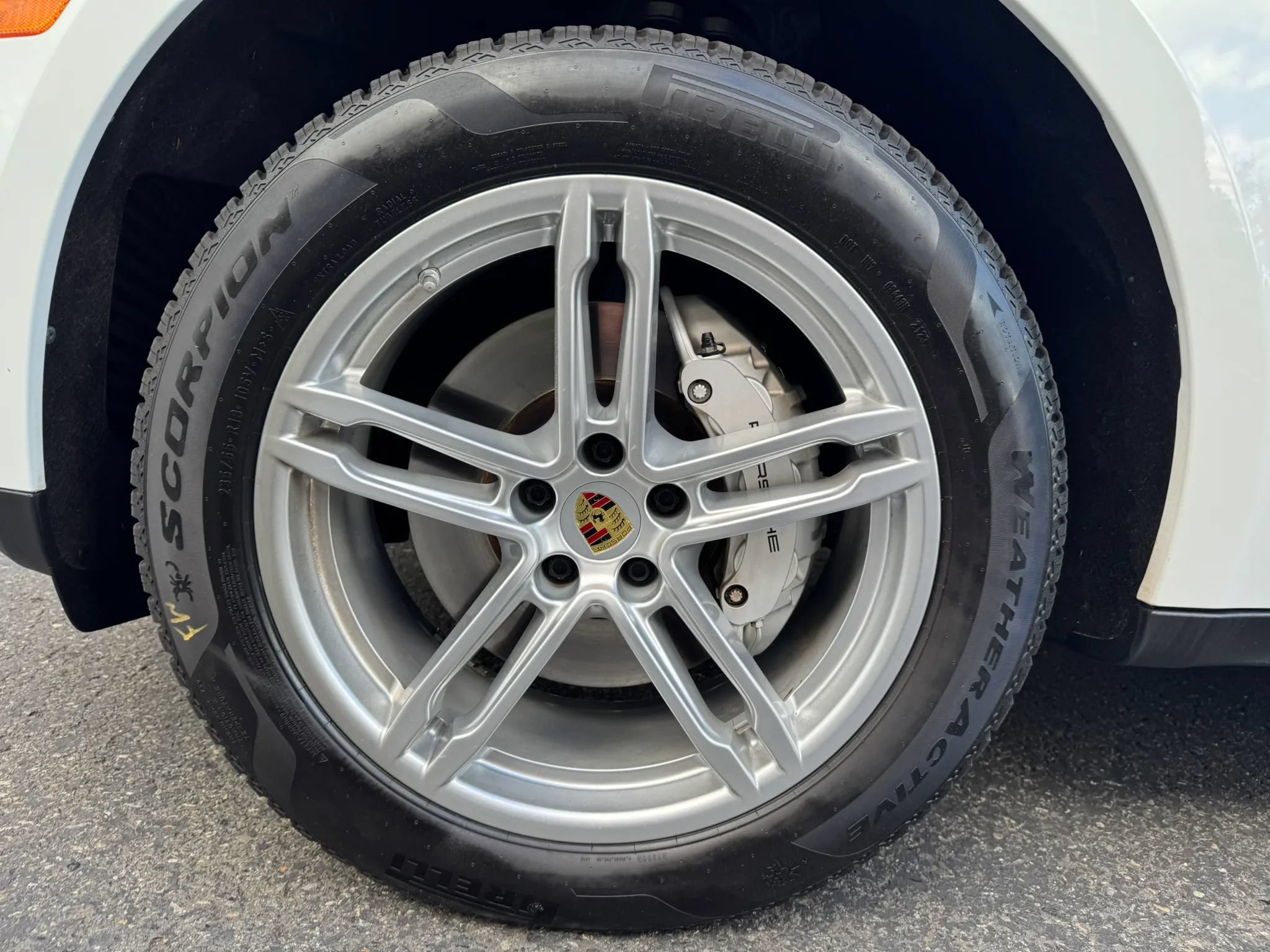 Used 2017 Porsche Macan S AWD/4WD image 17