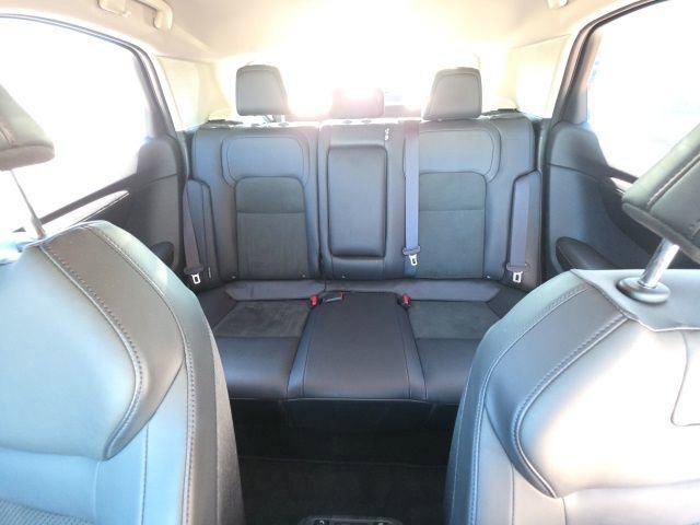 Used 2023 Nissan Ariya AWD image 22