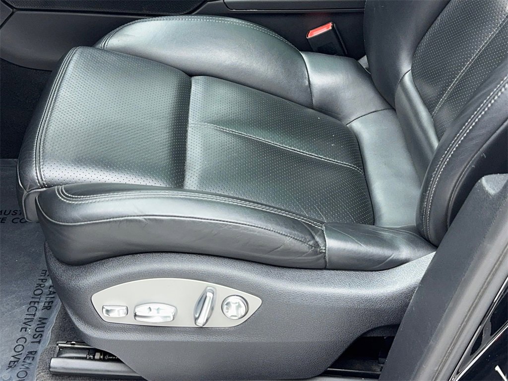 Used 2021 Porsche Macan S image 39