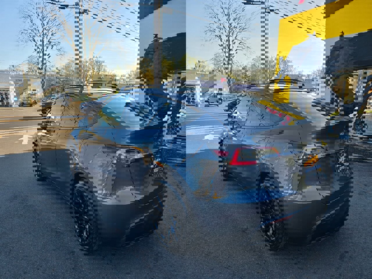 Used 2021 Tesla Model Y Long Range image 29