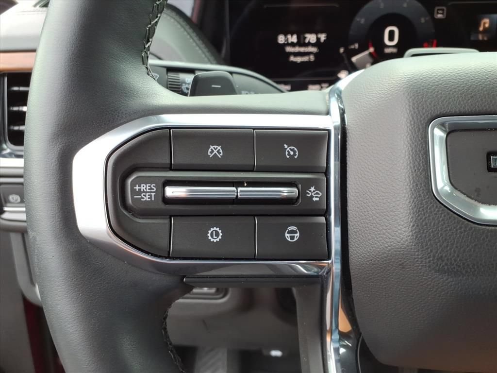 Used 2026 GMC Yukon XL Denali w/ Denali Reserve Package AWD/4WD image 13
