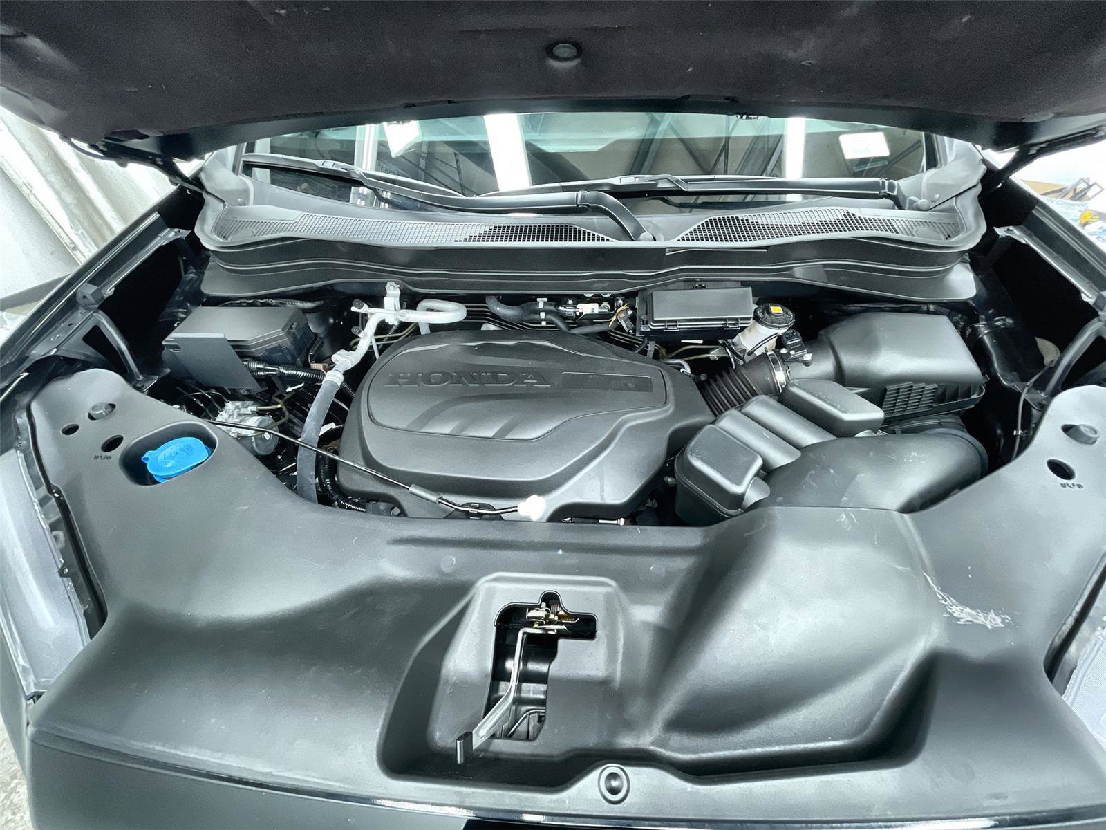 Certified 2023 Honda Ridgeline Sport image 11