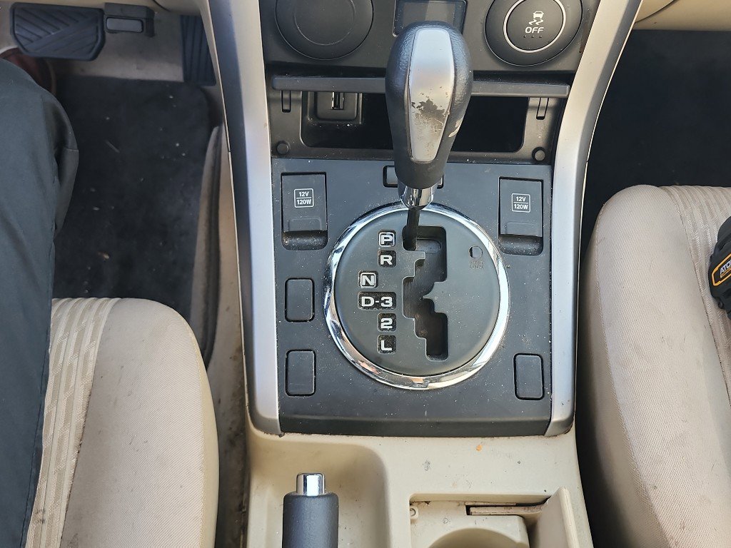 Used 2013 Suzuki Grand Vitara Premium image 19