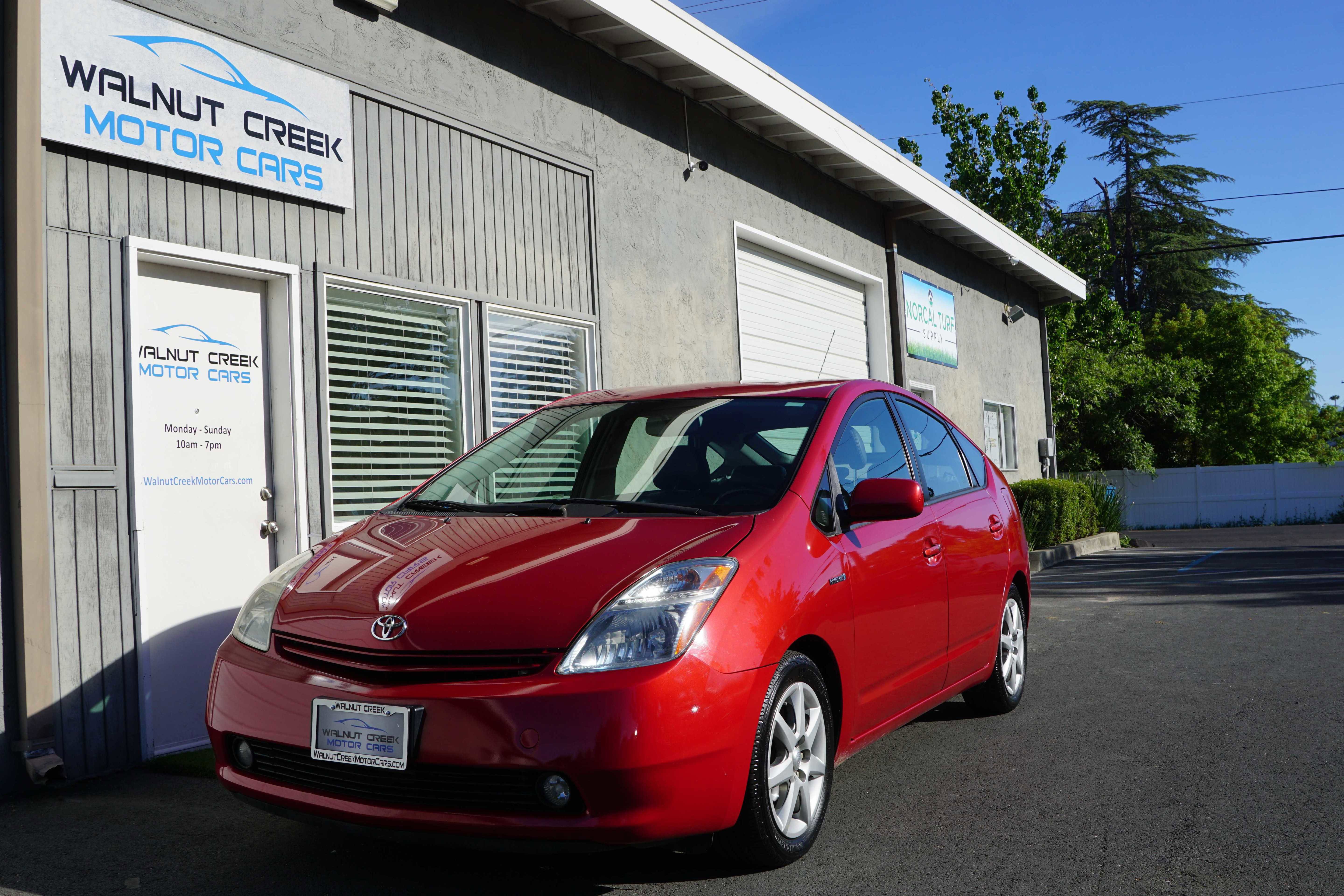 Used 2007 Toyota Prius Touring image 1