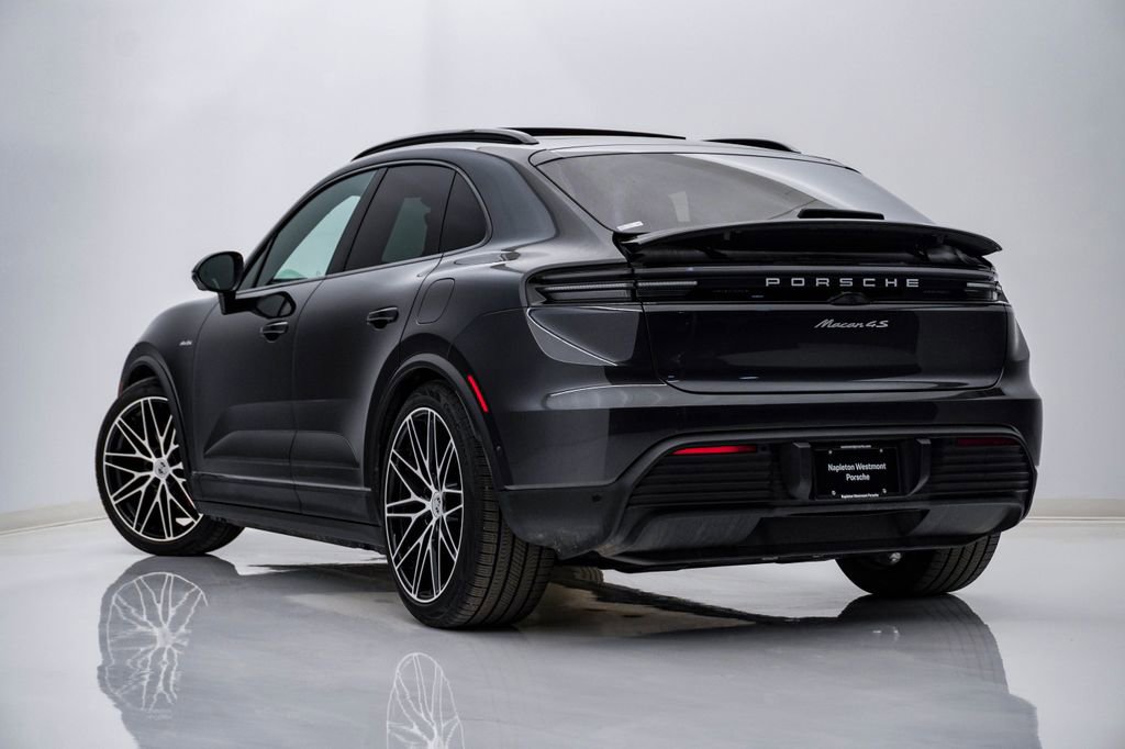 Certified 2025 Porsche Macan 4S Electric image 3