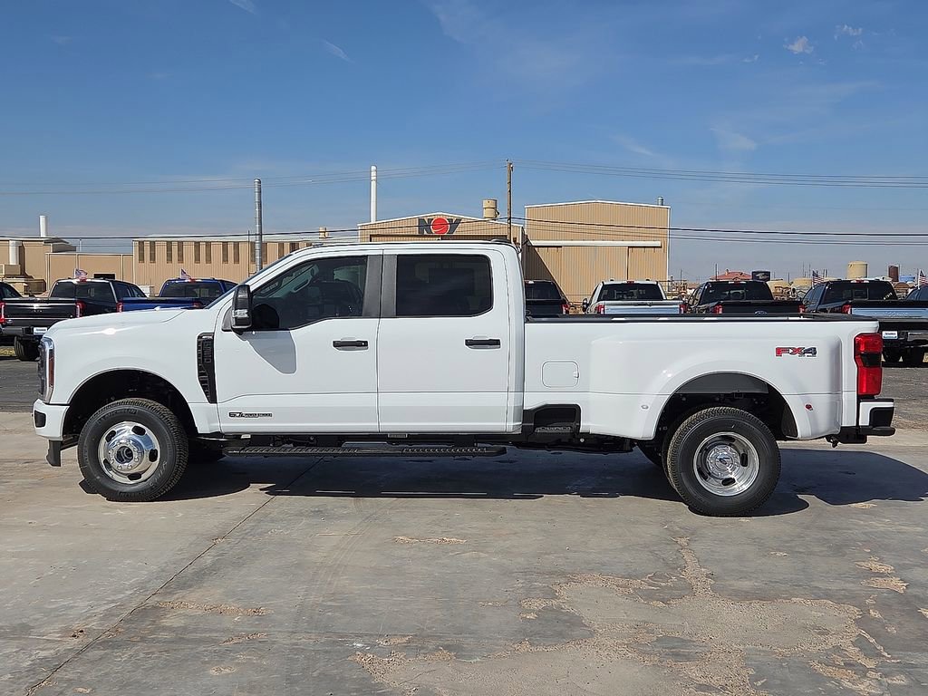 New 2026 Ford F350 XL image 2