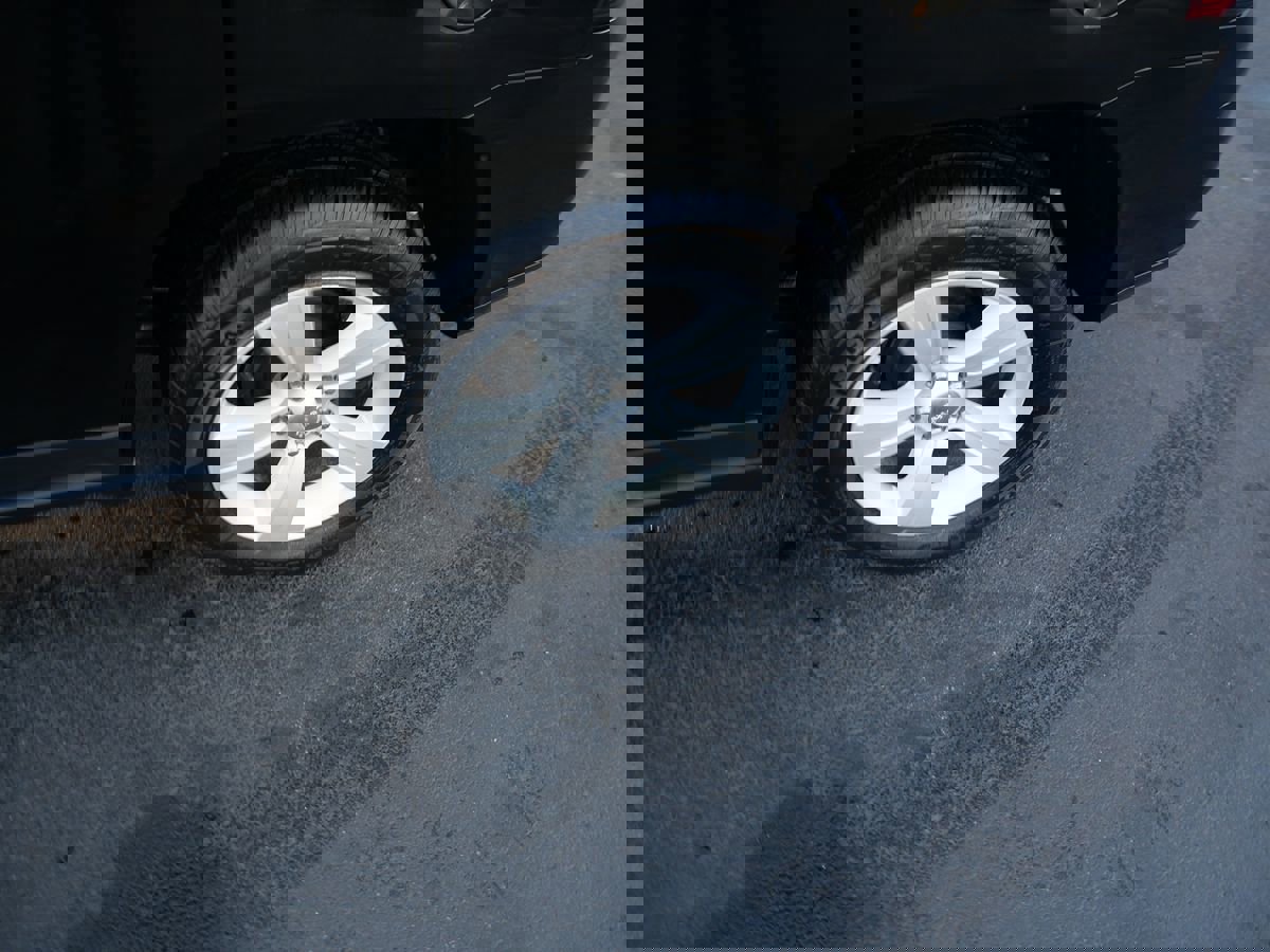 Used 2016 Jeep Compass Latitude image 36