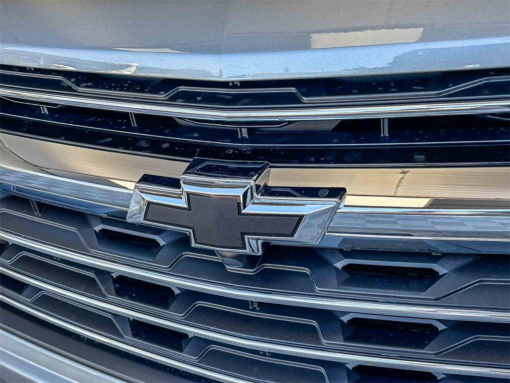 New 2026 Chevrolet Traverse LT w/ LPO, Floor Liner Package image 4