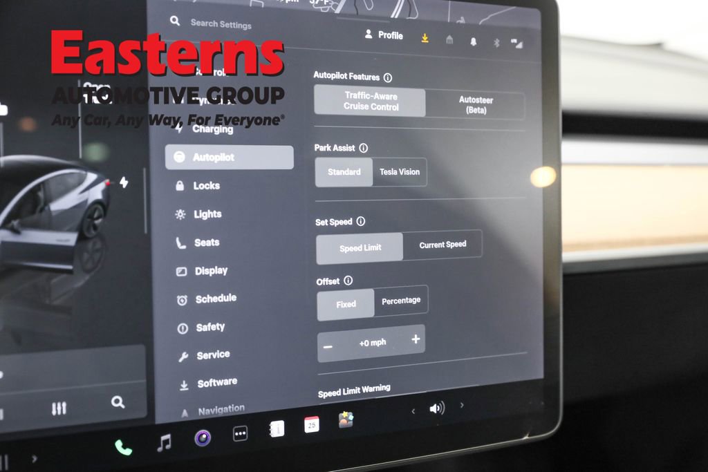 Used 2022 Tesla Model 3 Long Range image 16