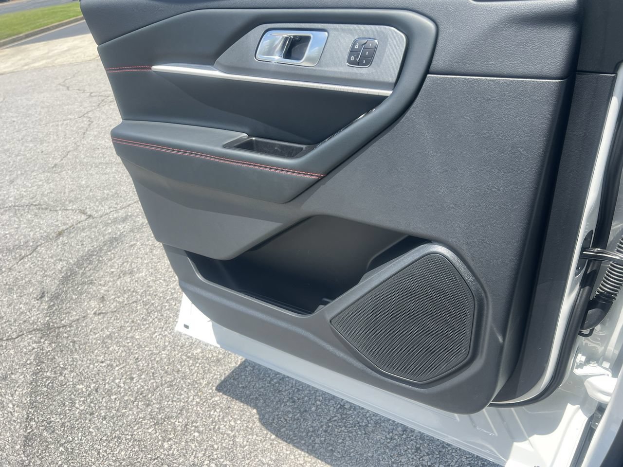 New 2026 Ford Explorer ST-Line w/ Premium Package RWD image 13