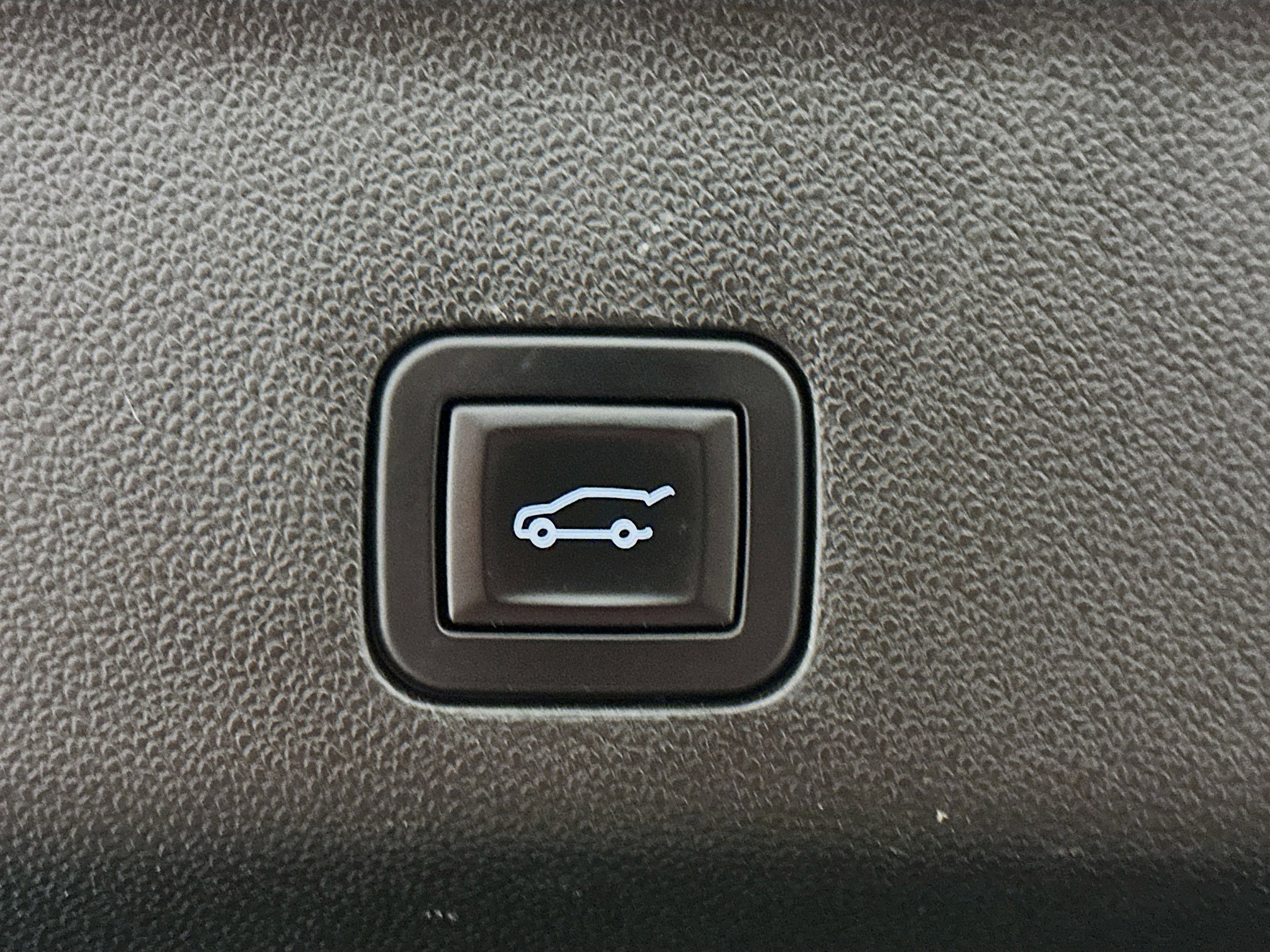 Used 2024 Chevrolet Tahoe LT image 32