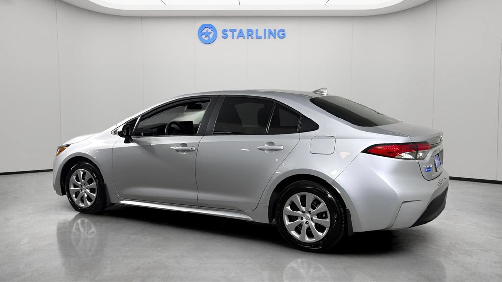 Used 2026 Toyota Corolla LE FWD image 4