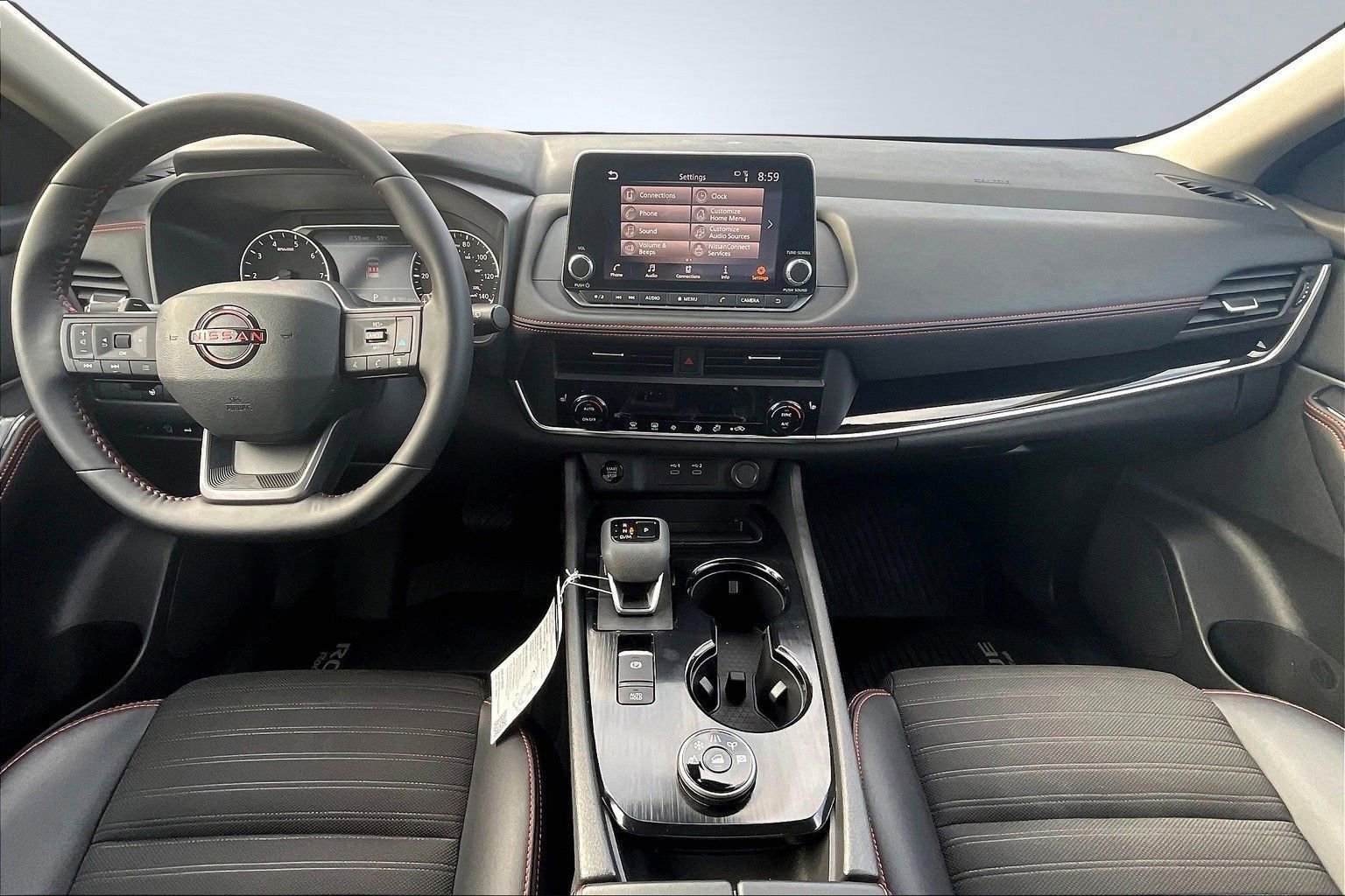 Certified 2025 Nissan Rogue SV image 22