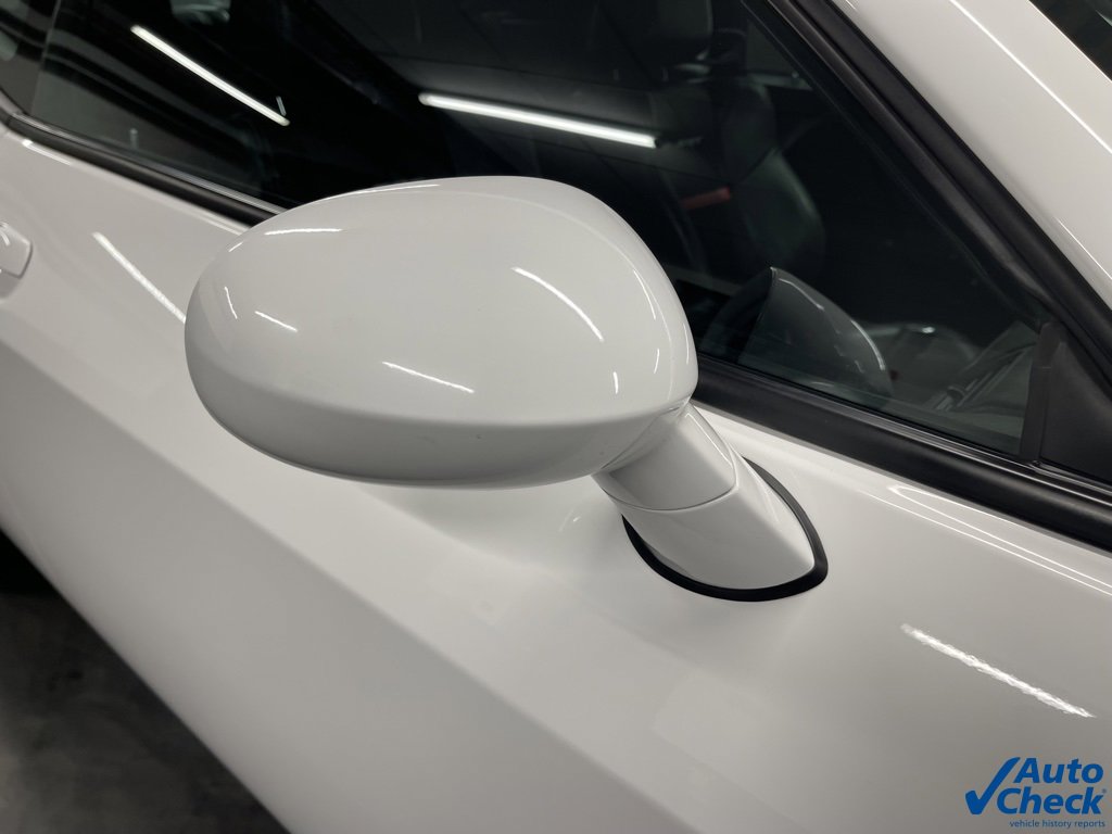 Used 2014 Dodge Challenger SRT8 image 26