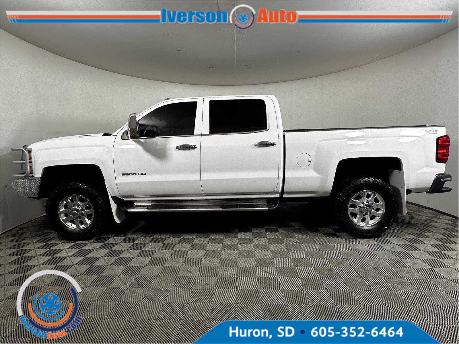 Used 2015 Chevrolet Silverado 2500 LT AWD/4WD image 5