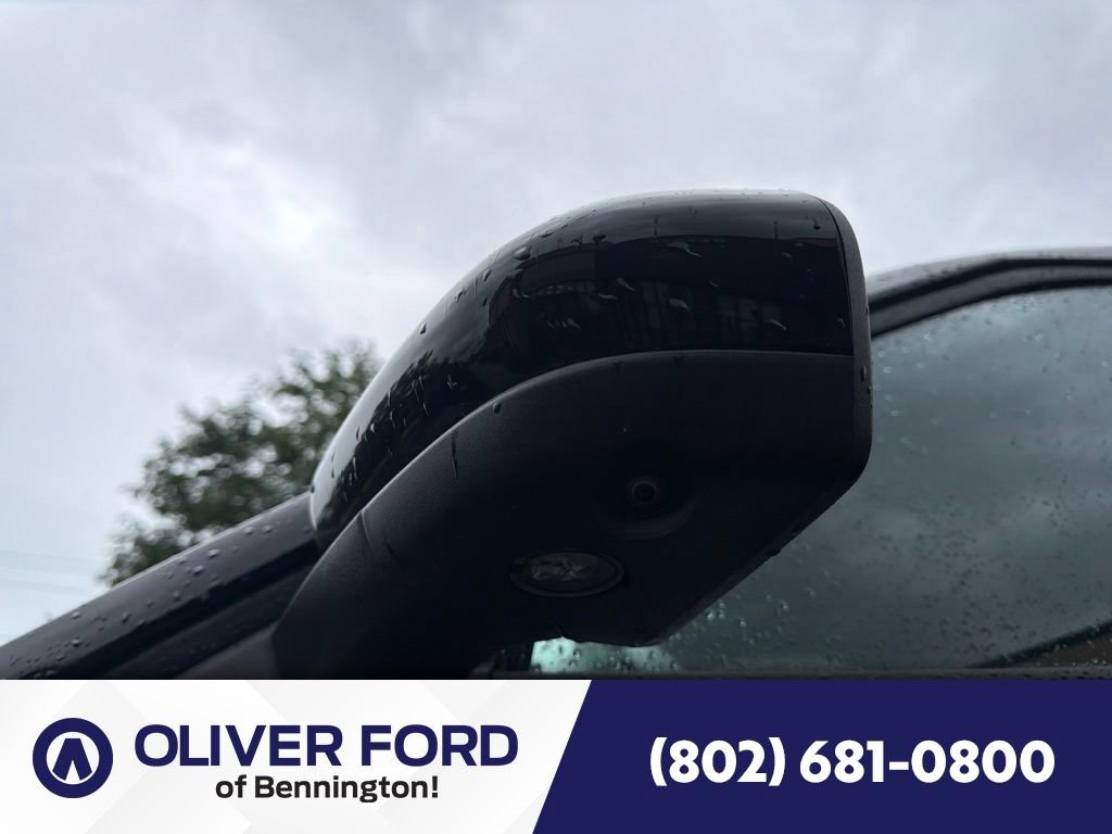 Used 2023 Ford Explorer Limited AWD/4WD image 18