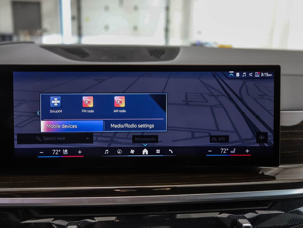 Certified 2024 BMW X5 xDrive40i w/ Premium Package image 17