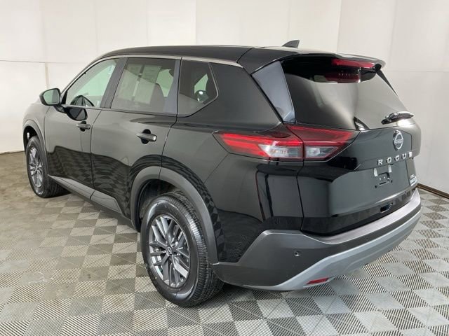 Used 2023 Nissan Rogue S AWD/4WD image 10