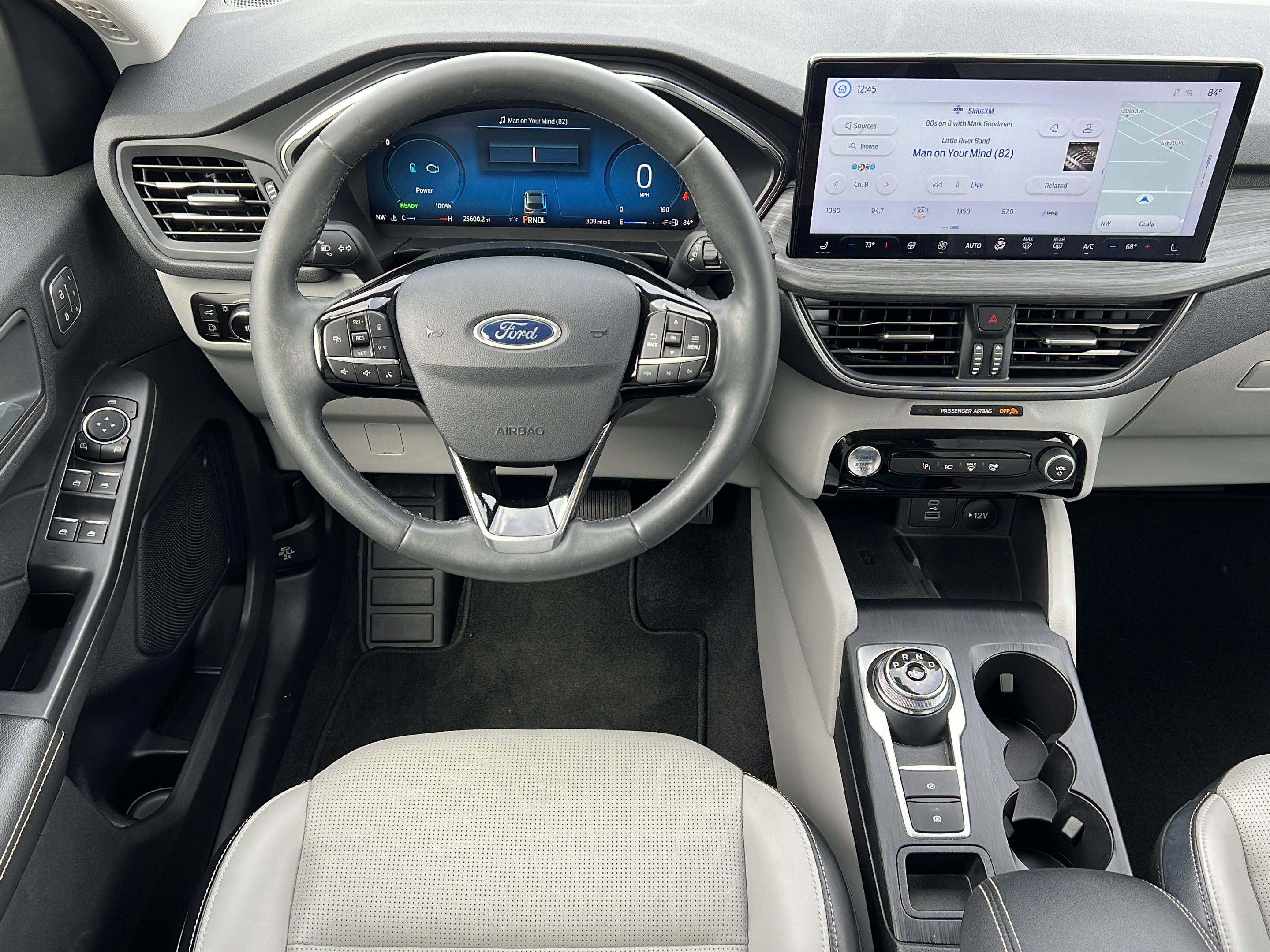 Used 2023 Ford Escape Platinum FWD image 13