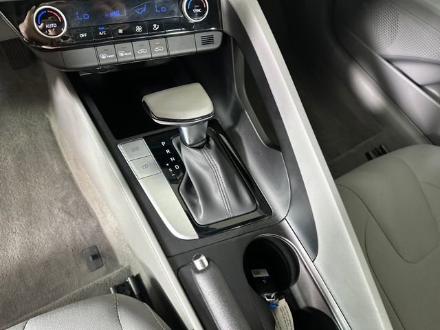 Used 2023 Hyundai Elantra SEL image 20