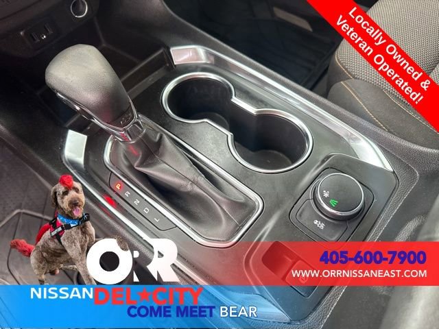 Used 2021 Chevrolet Traverse LT FWD image 27