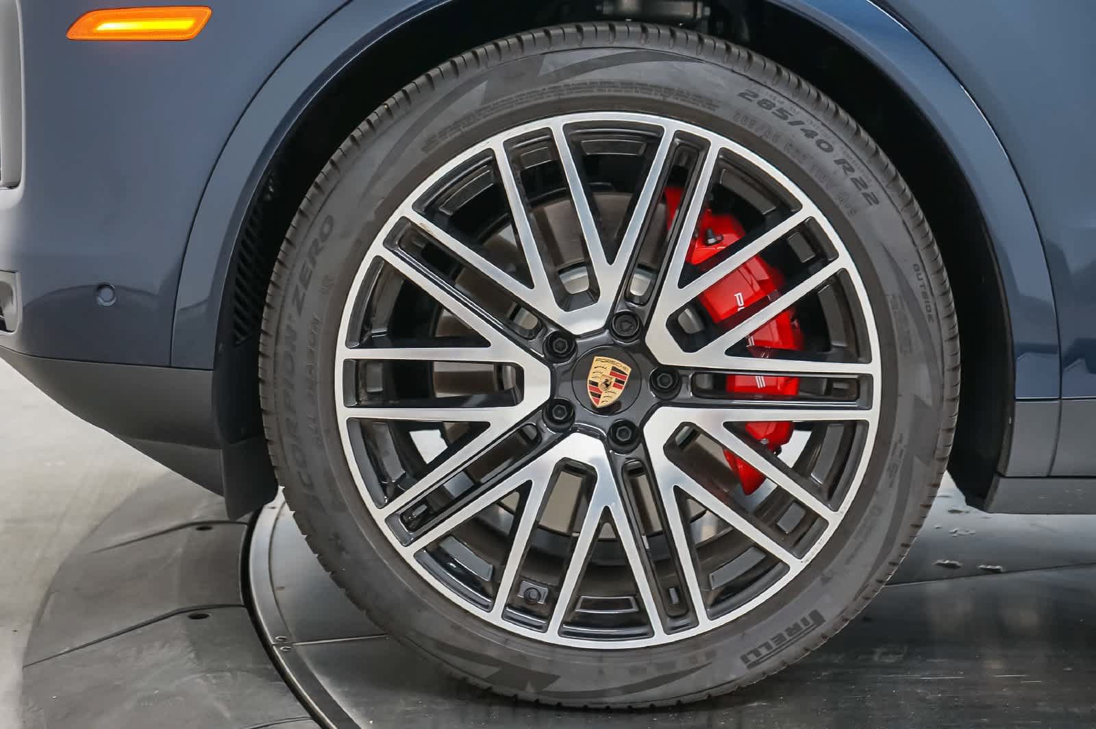Certified 2026 Porsche Cayenne S AWD/4WD image 14