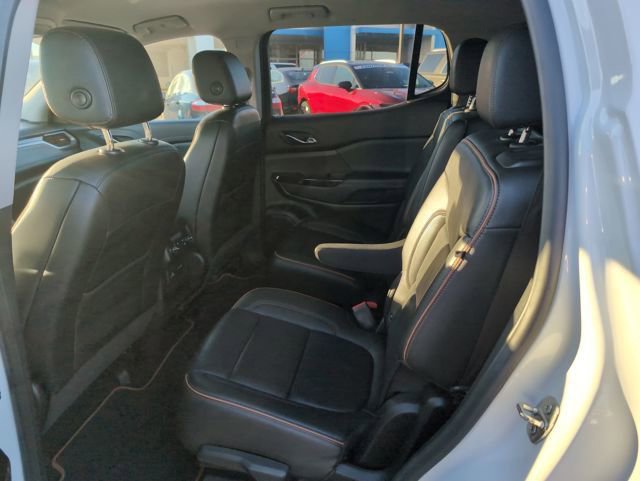 Used 2021 GMC Acadia AT4 w/ Preferred Package image 10