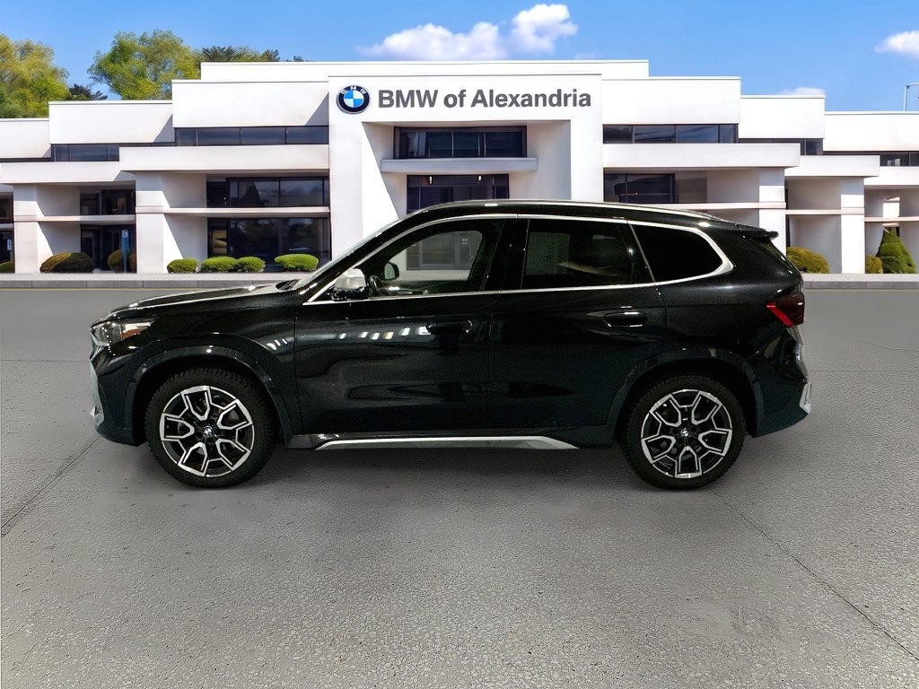 Used 2023 BMW X1 xDrive28i w/ Premium Package AWD/4WD image 8