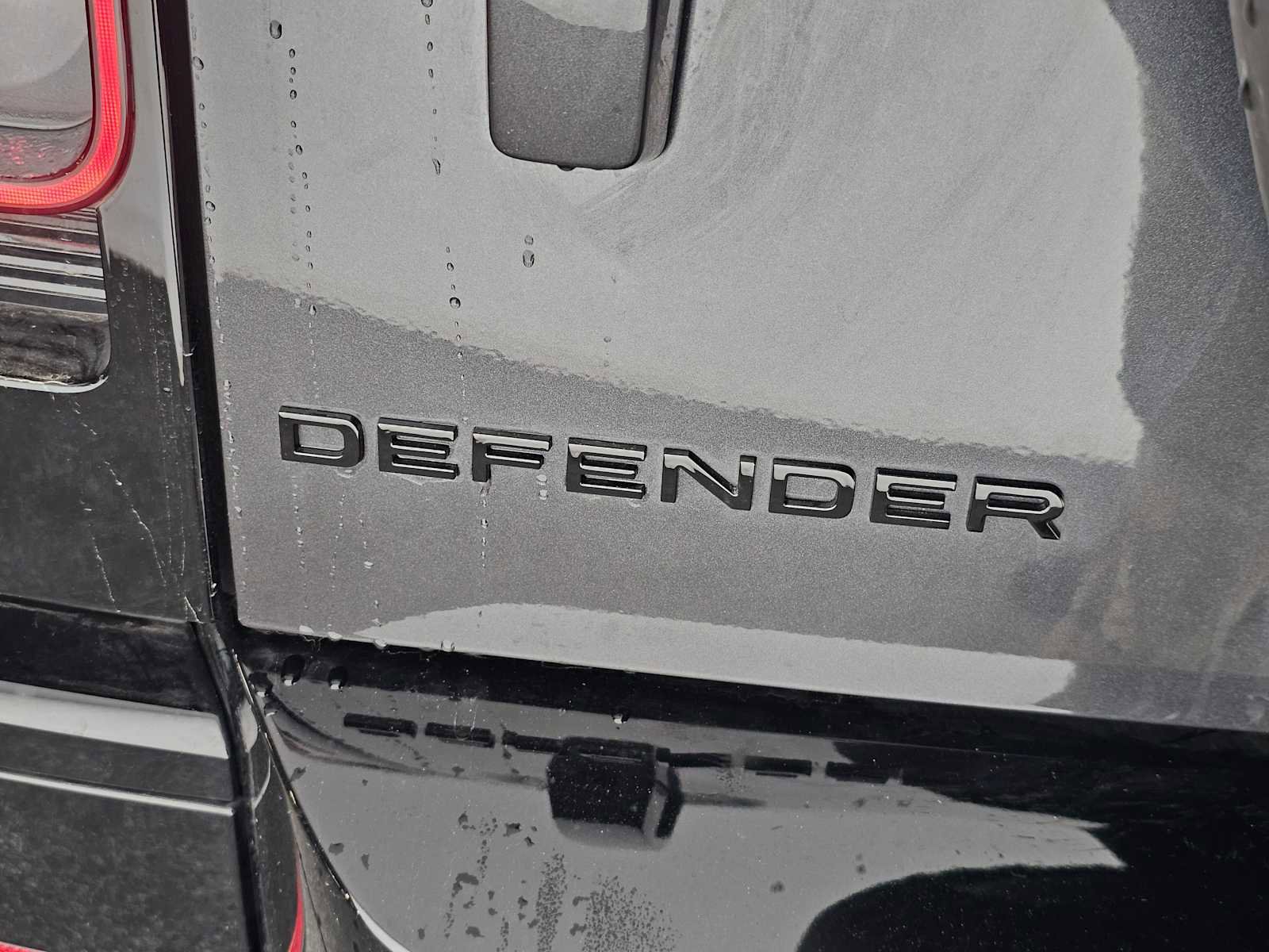 New 2024 Land Rover Defender 130 V8 image 13