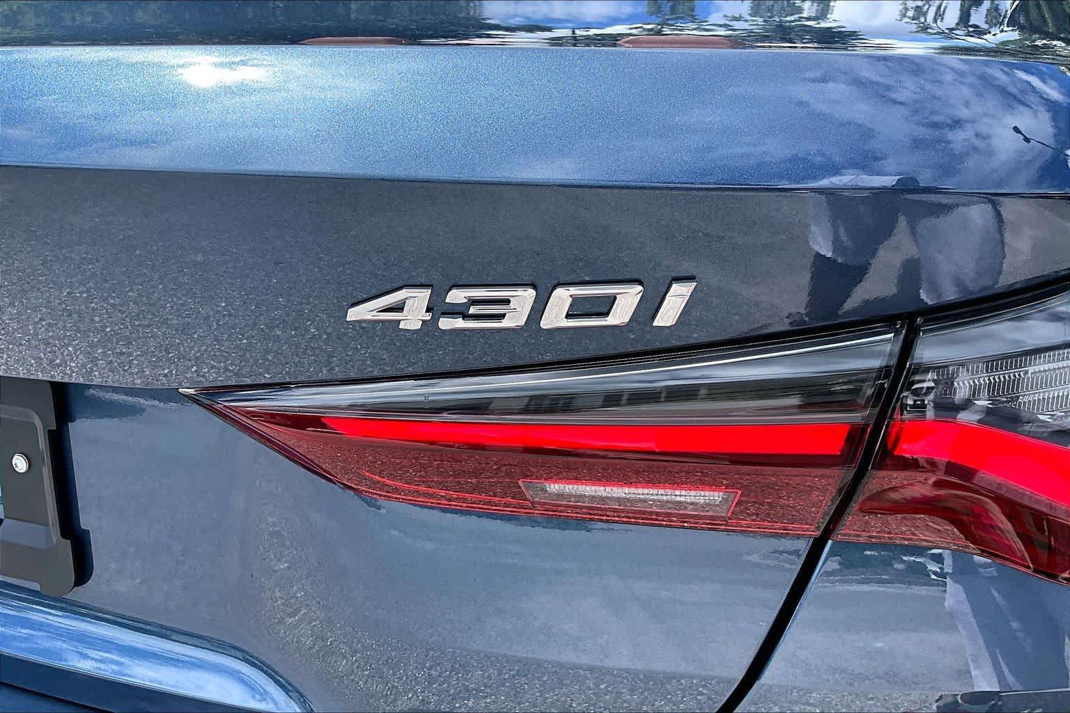 Used 2026 BMW 430i Convertible RWD image 10